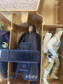 1983 Vintage Kenner Star Wars C-3PO Carrying Case with18 Action Fig AT-AT Walker