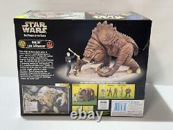 SEALED Rancor & Luke Skywalker Exclusive Figure Star Wars Kenner 1998 Vintage