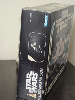 Vintage 1977 Star Wars Die Cast Millennium Falcon With Box, Bubble & Insert