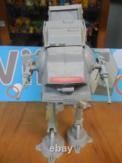 Vintage 1981 STAR WARS The Empire Strikes Back AT-AT Toy Action Figure Vehicle