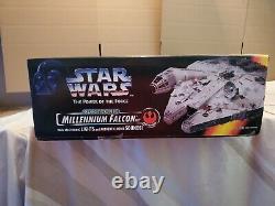 Vintage 1995 Star Wars ELECTRONIC MILLENNIUM FALCON Power Of The Force MIB