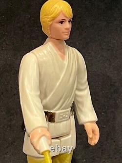 Vintage Kenner 1977 Star Wars Luke Skywalker Farmboy Figure Complete With Saber