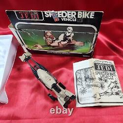 Vintage Kenner 1983 Star Wars ROTJ Speeder Bike Vehicle Complete With Box