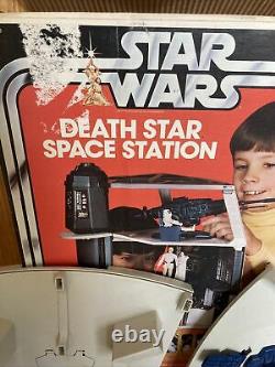 Vintage STAR WARS DEATH STAR SPACE STATION Near Complete Kenner 1978 With Box