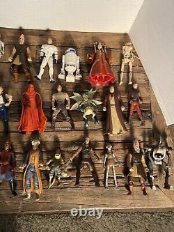 Vintage Star Wars Figures, Accessories and Case 1979 1990's 2001