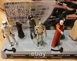 Vintage Star Wars Kenner Mail Away Stand 1977/1978 with Original Action Figures