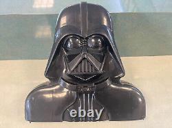 Vintage kenner original 12 Star Wars action figures with Vader Case